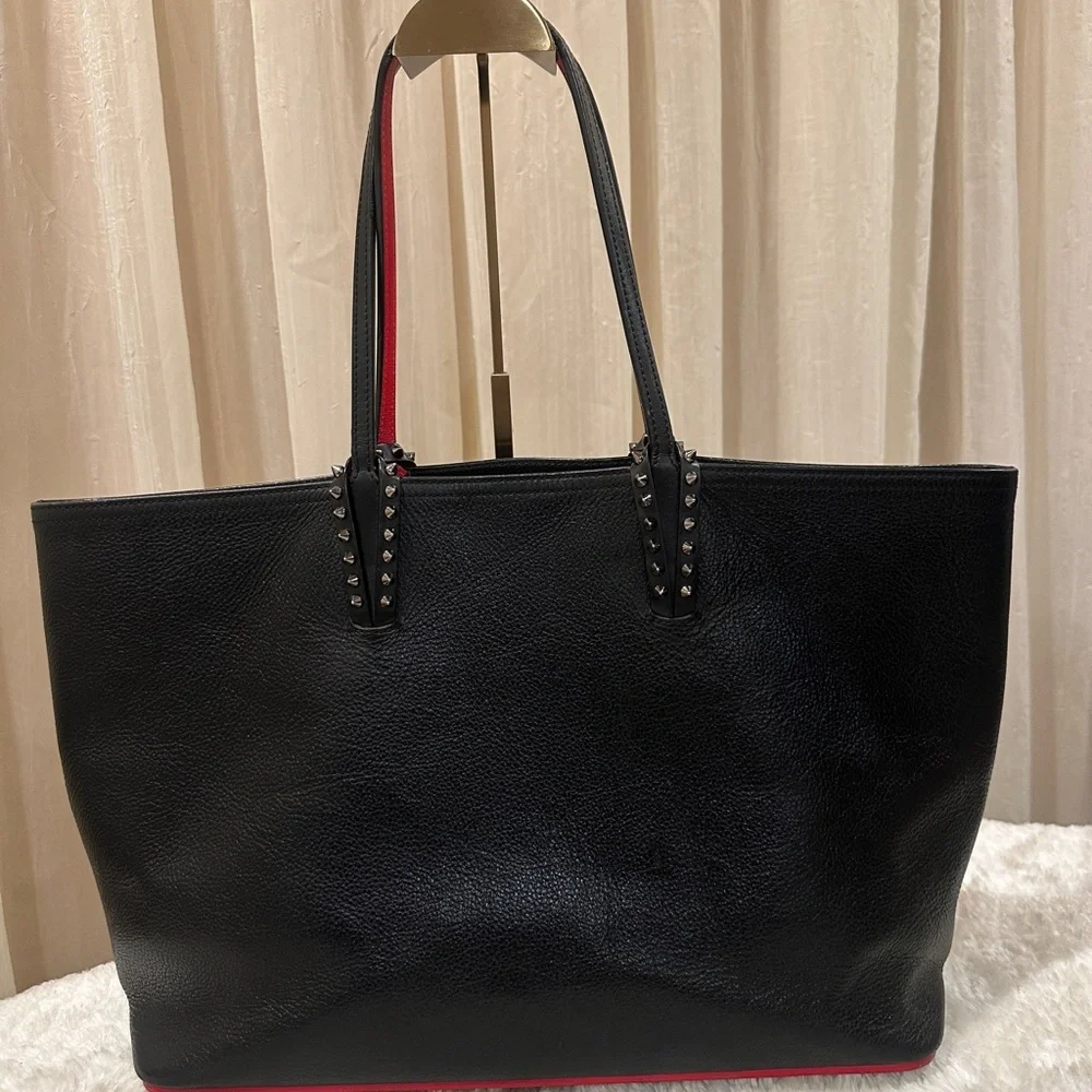 Authentic Christian Louboutin Cabata Tote in Grained Leather Tote Bag ✨ - Picture 4 of 16